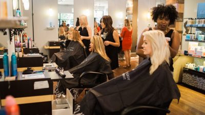 Beauty Salons Near Me - Nearest Beauty Parlor Locations