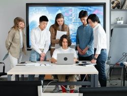 Scholarship application software streamlining education