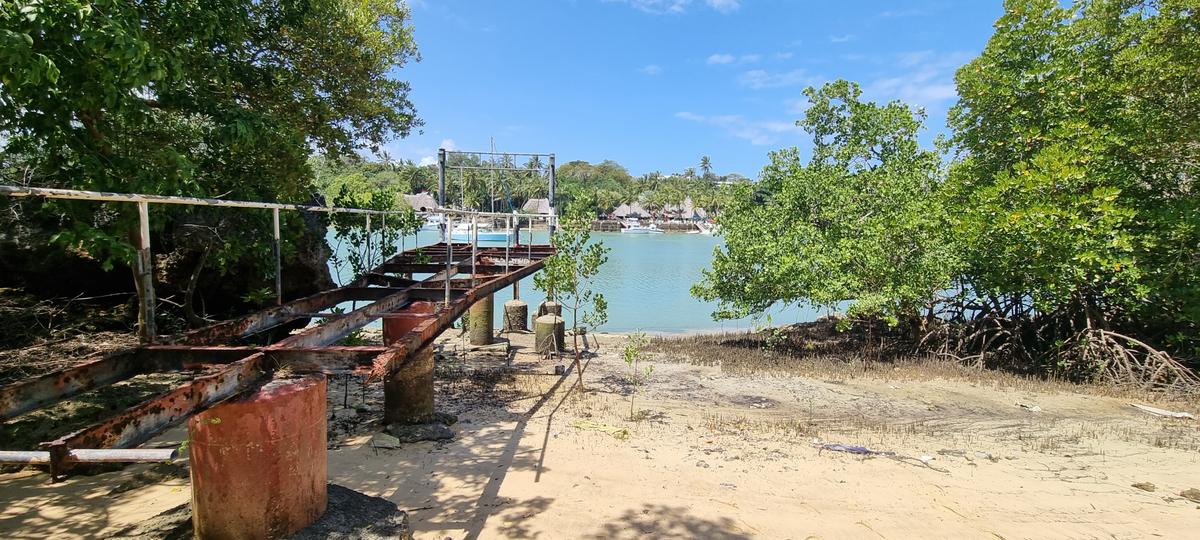 Commercial Logo Stock Photos, Images and Backgrounds for Free Download