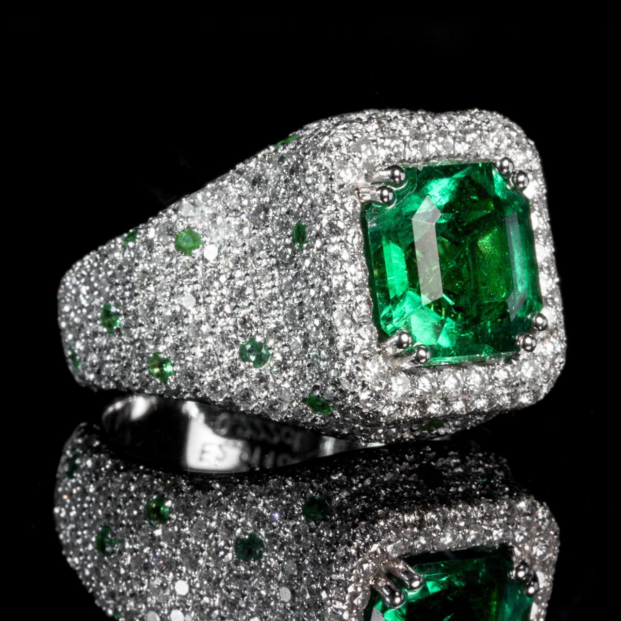 Free Images : ring, jewellery, emerald, gemstone, color po, diamond set ...