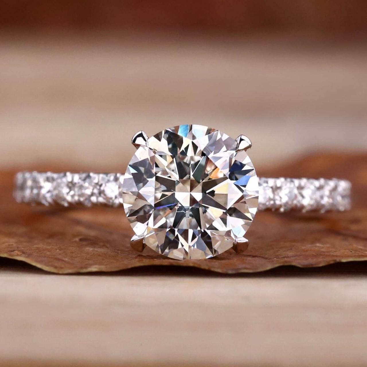 Buy lab grown diamond engagement ring