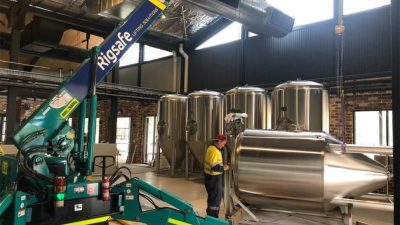 Commercial Shower Accessories Elevate Your Space