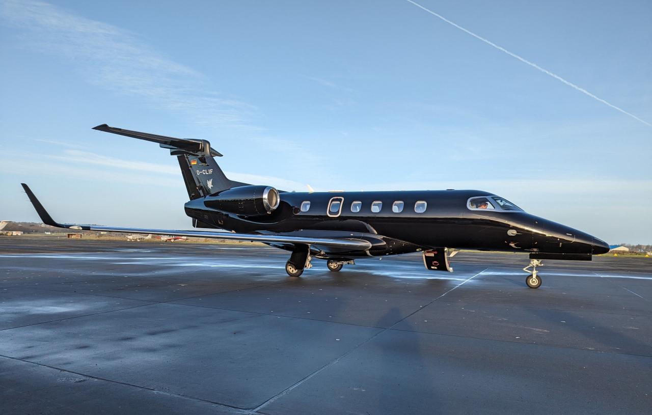 Flying in Style: The World’s Most Expensive Private Jets | The Holiday ... Flying in Style: The World’s Most Expensive Private Jets | The Holiday ...