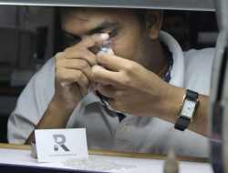 Buy Manufactured Diamonds Shine With Elegance And Value