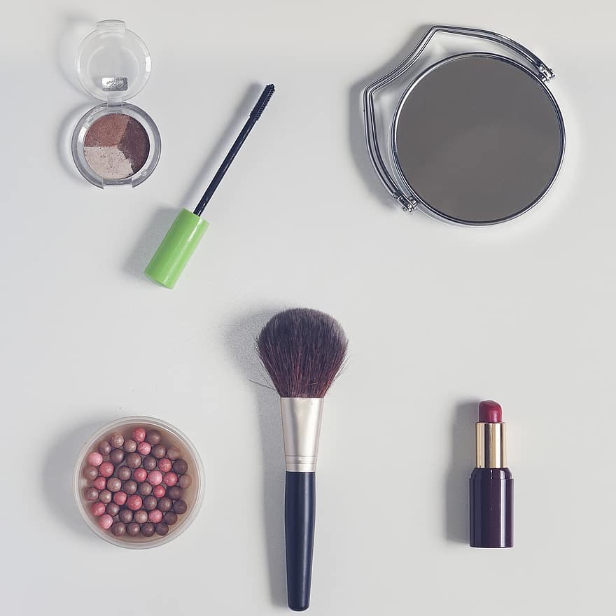 Lipstick, lip, lip gloss, cosmetics, makeover, lips, makeup | Pikist