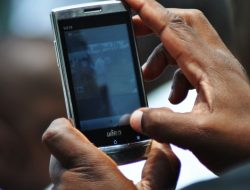 Essential Mobile Phone Accessories