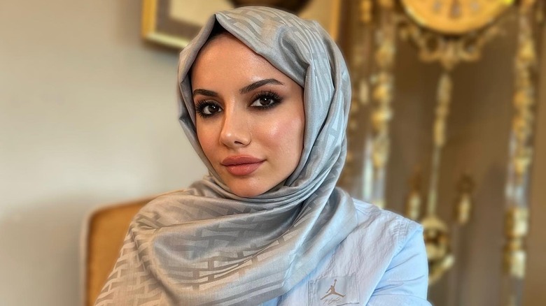 Expert warns against popular sleeping position that causes back and ...