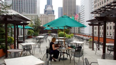 Patio at the Red Lion Hotel, Seattle | Largest patio in the … | Flickr