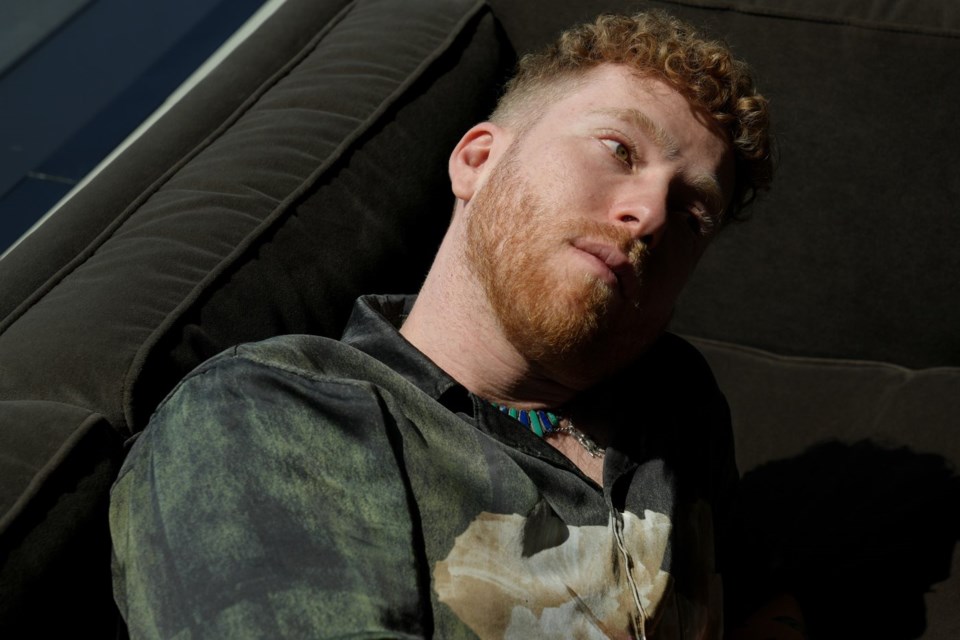 Foto profissional gratuita de adulto, atividade, balcão